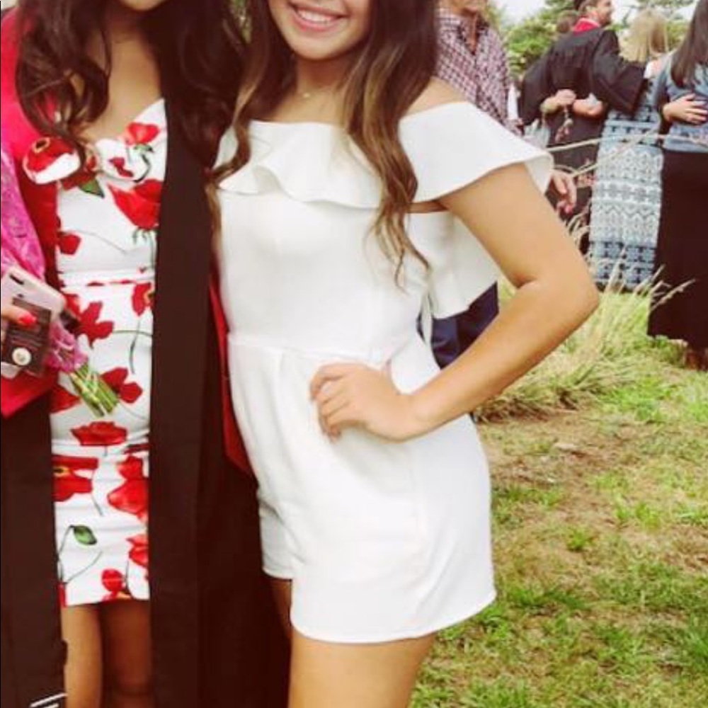 White Off the Shoulder Romper🤩